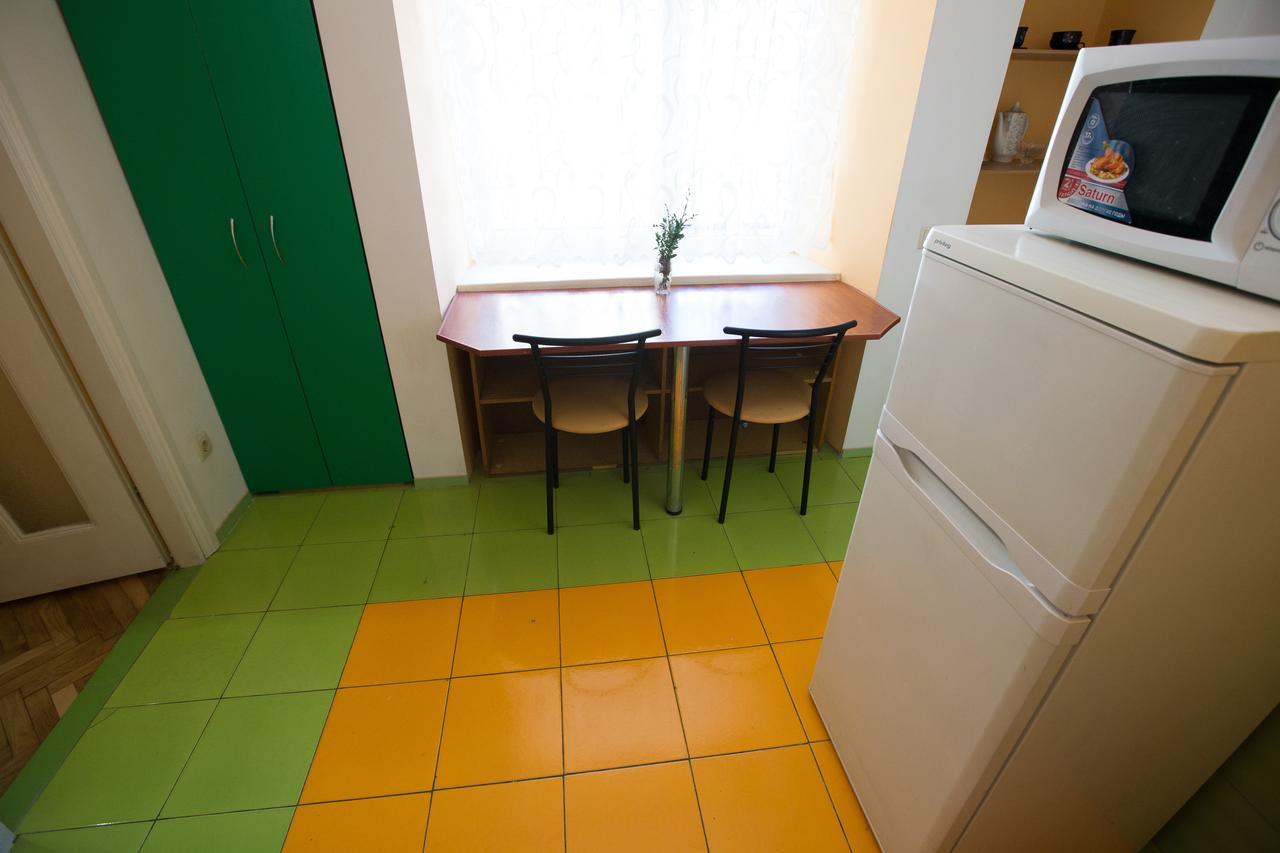 Apartment on Zaliznychna street Lwów Zewnętrze zdjęcie